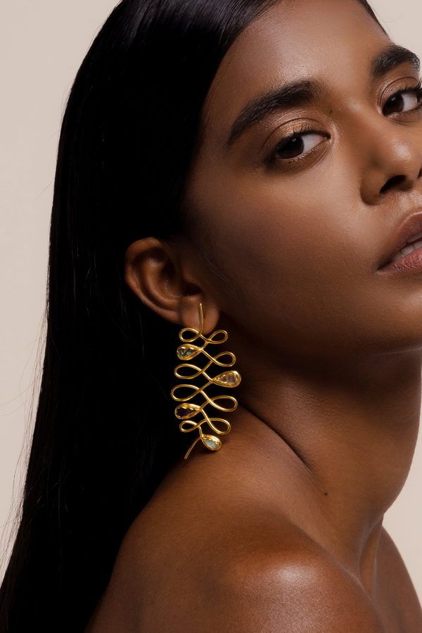 Pendientes Unalome