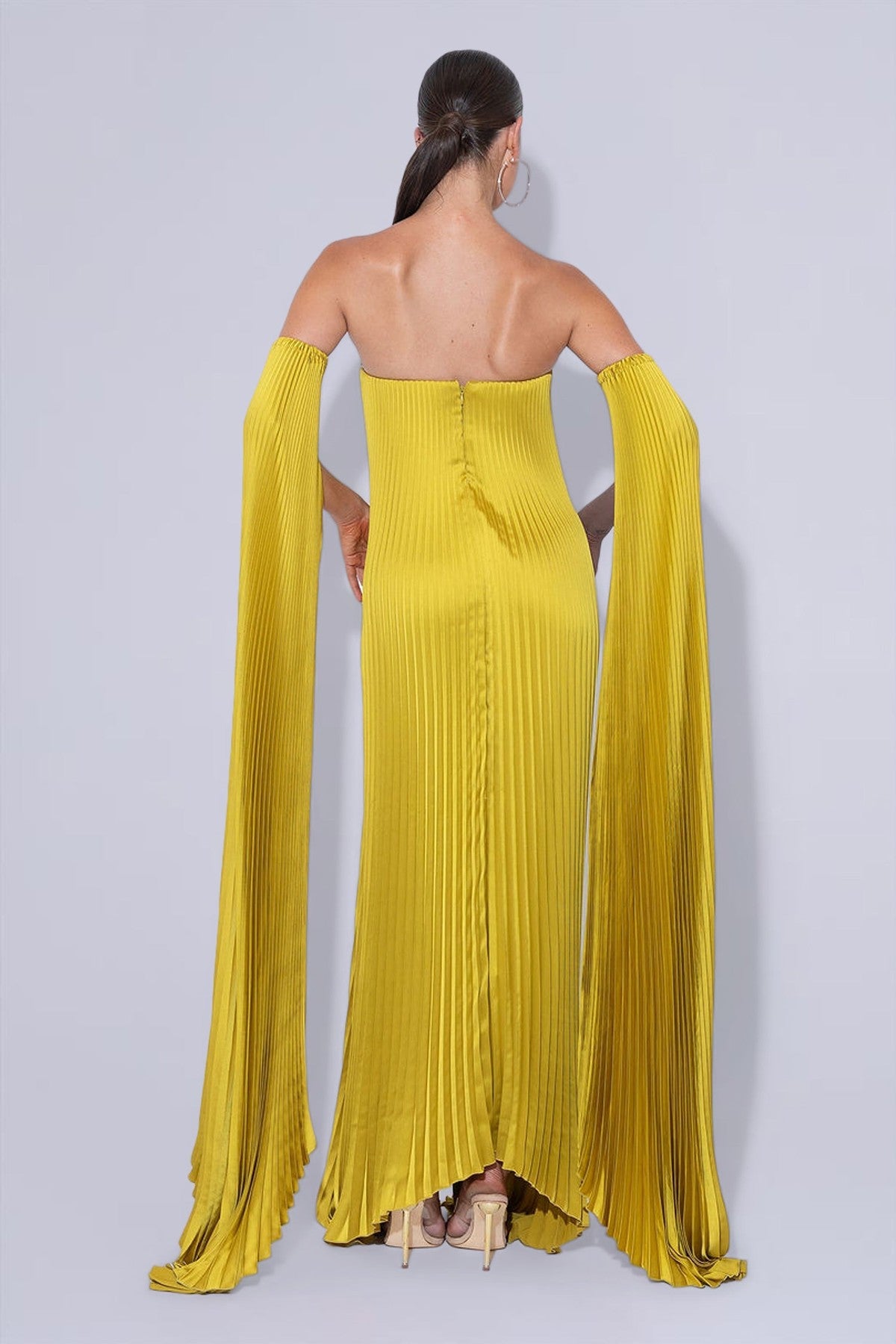 Vestido Black Tie con Mangas Drama Chartreuse