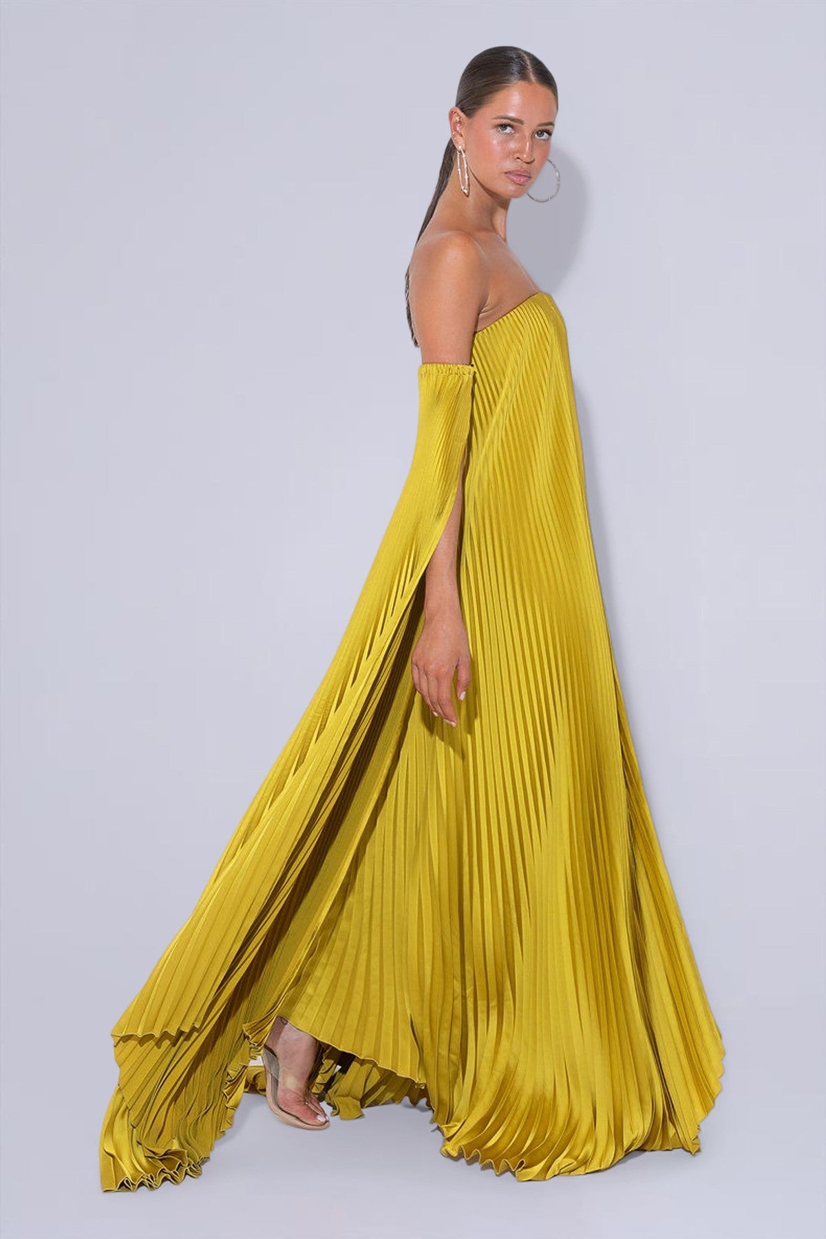 Vestido Black Tie con Mangas Drama Chartreuse