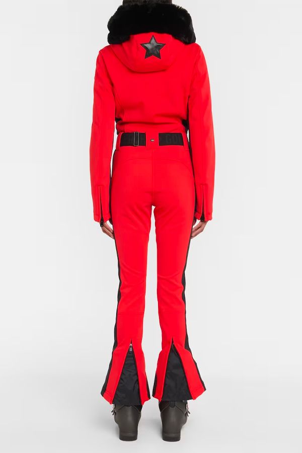 goldbergh-traje-parry-pelo-rojo-2