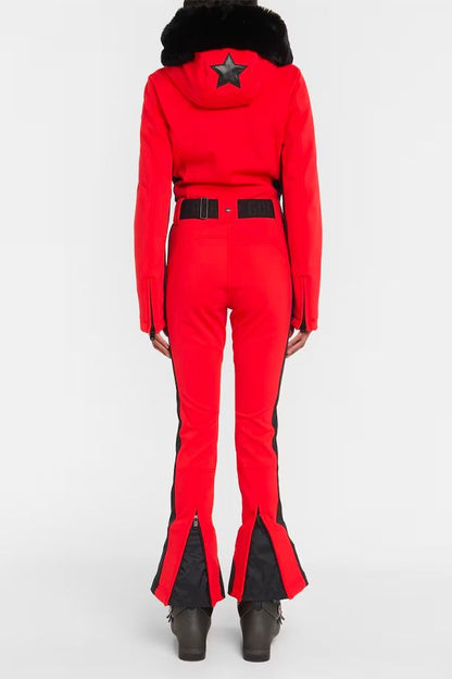 goldbergh-traje-parry-pelo-rojo-2