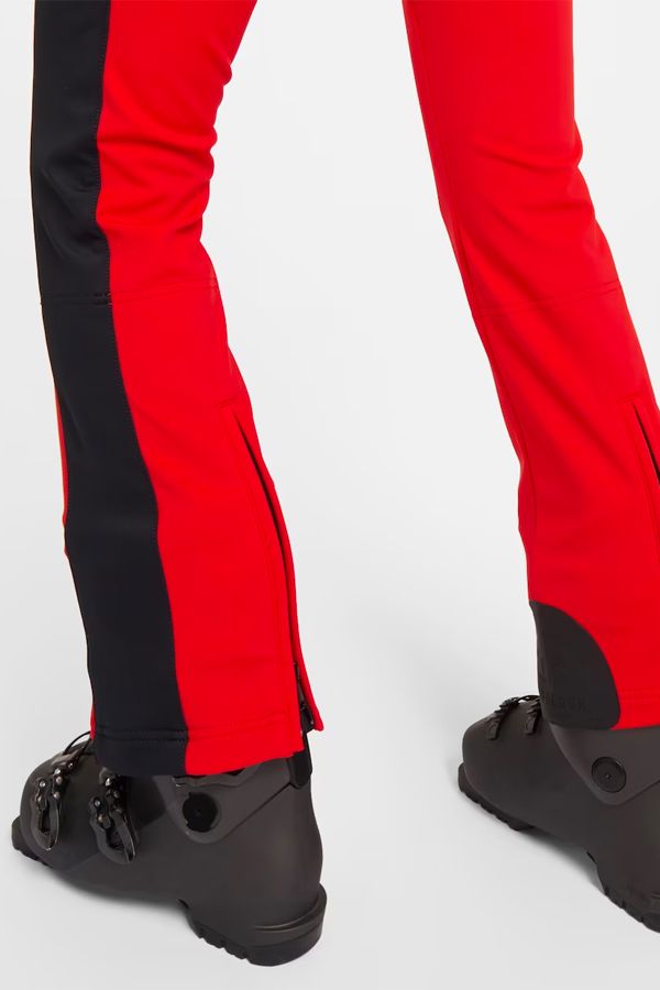 goldbergh-traje-parry-pelo-rojo-6