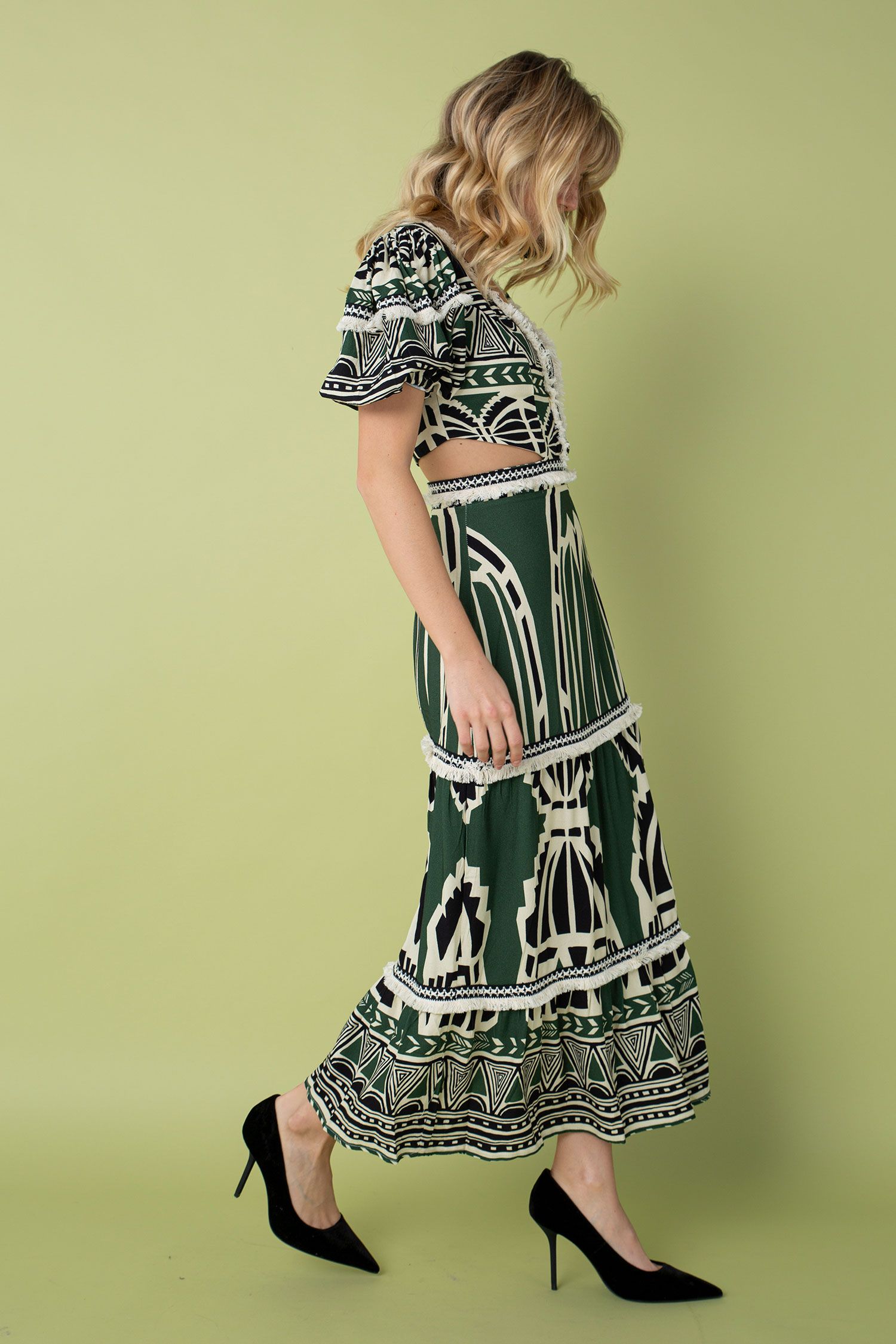 patbo-vestido-tribal-cutout-verde-estampado