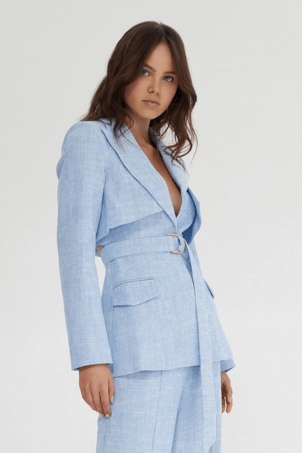 significant-other-traje-azul-bebe-lilah