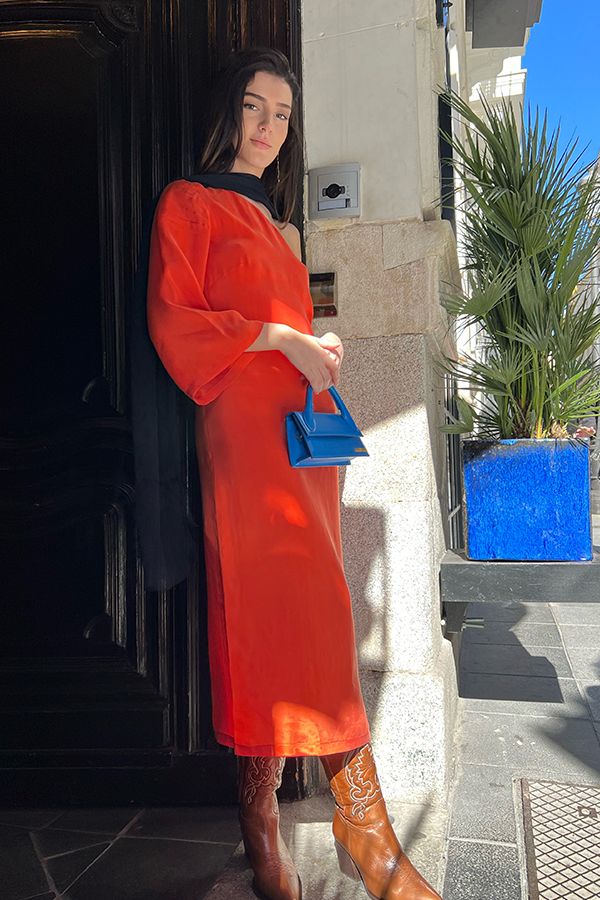 cris-serra-vestido-gabriel-largo-naranja-2