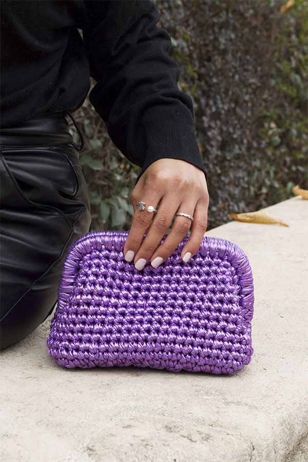 https://borow.es/wp-content/uploads/2024/07/bolso-trenzado-morado.jpg