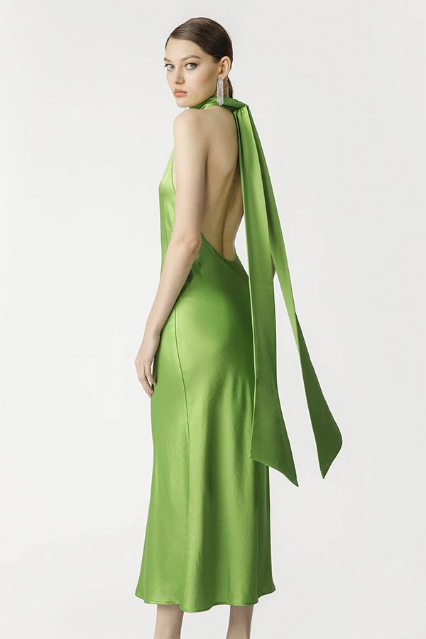 https://borow.es/wp-content/uploads/2024/08/sau-lee-vestido-penella-verde-manzana-3.jpg