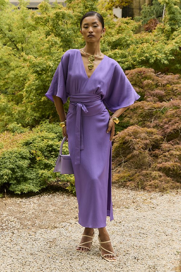 https://borow.es/wp-content/uploads/2024/09/lady-pipa-vestido-kyoto-midi-uva-3.jpg