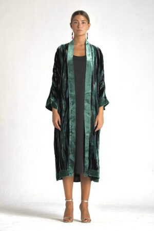 upr-abrigo-kimono-midi-cedro-esmeralda