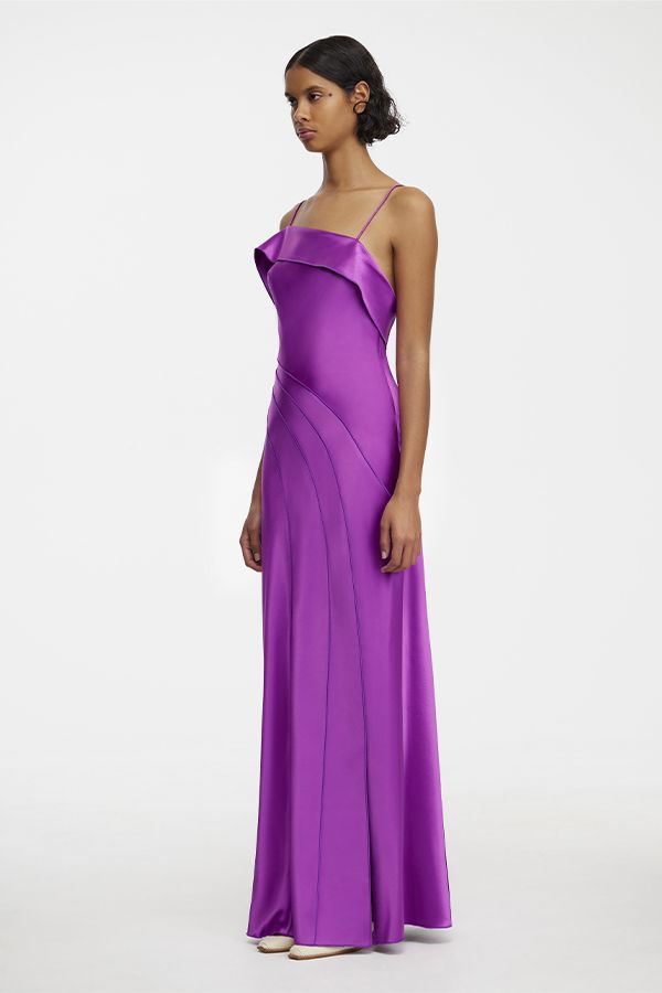 https://borow.es/wp-content/uploads/2025/01/ZETLAND_MAXI_DRESS-DEEP_MULBERRY-2.jpg