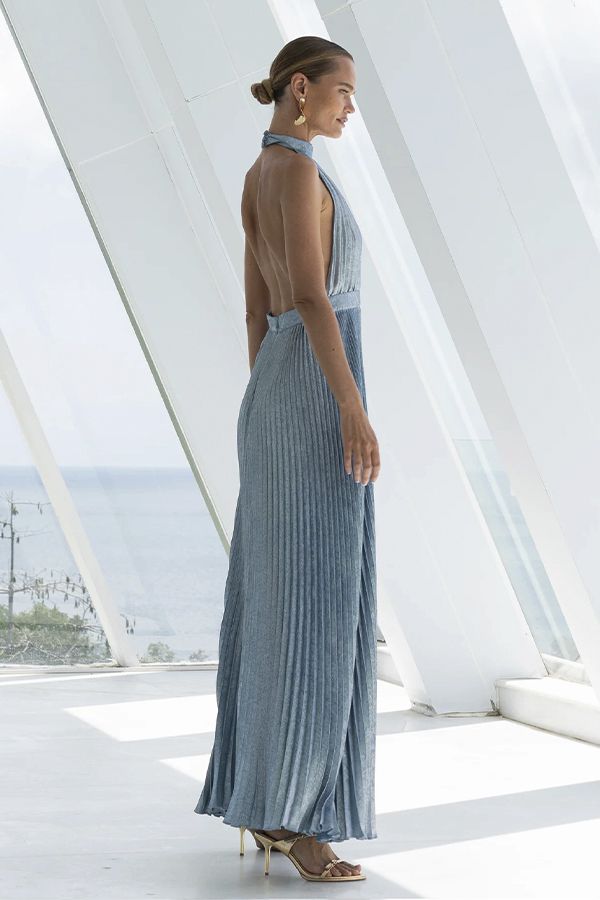 https://borow.es/wp-content/uploads/2025/03/lidee-chateau-gown-polar-shimmer-2.jpg