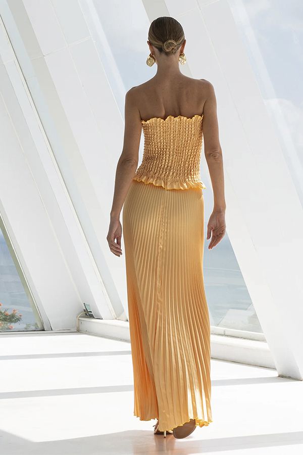 https://borow.es/wp-content/uploads/2025/03/lidee-maya-gown-sorbet-3.jpg