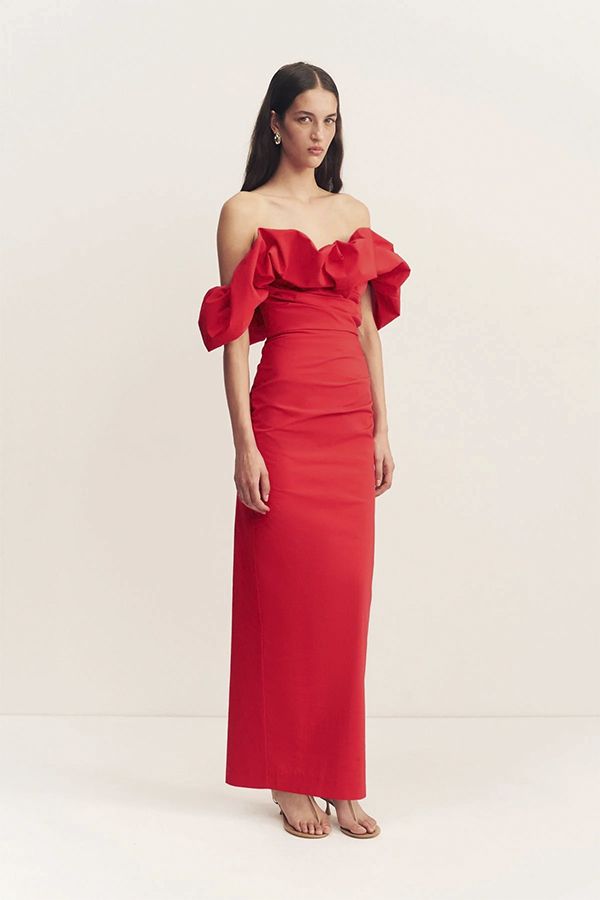 https://borow.es/wp-content/uploads/2025/04/Campbell-Off-Shoulder-Bubble-Maxi-Dress.jpg