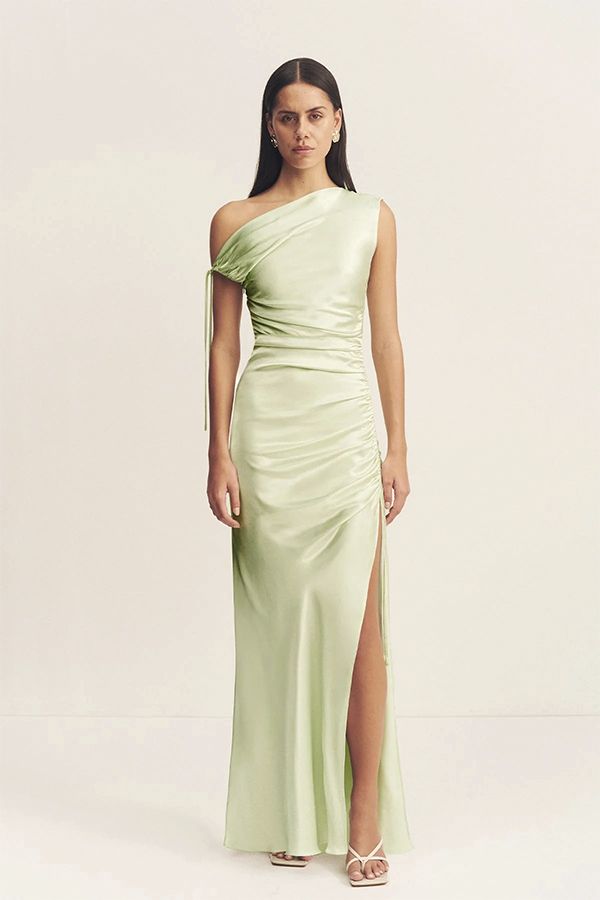 https://borow.es/wp-content/uploads/2025/05/La_Lune_Gathered_Maxi_Dress_1.jpg