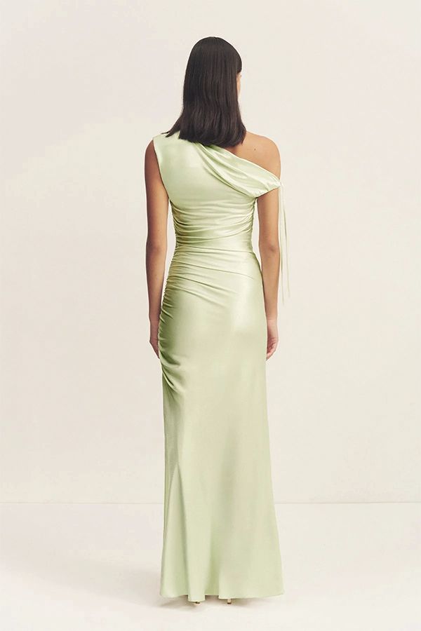 https://borow.es/wp-content/uploads/2025/05/La_Lune_Gathered_Maxi_Dress_5.jpg