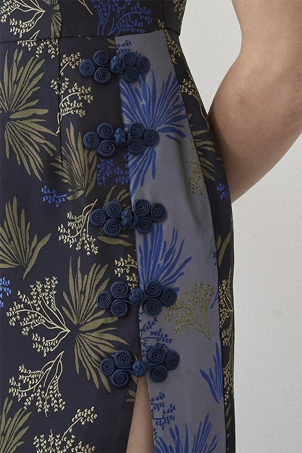 https://borow.es/wp-content/uploads/2025/05/amlul-vestido-azul-3.jpg