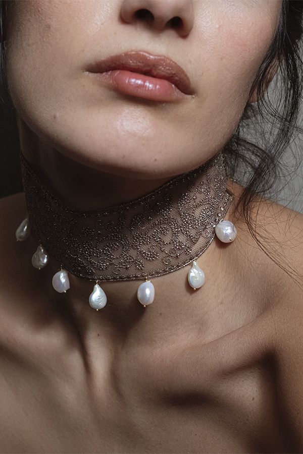 https://borow.es/wp-content/uploads/2025/07/lavani-choker-seda-3.jpg