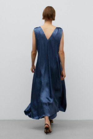 Vestido Midi Azul Oscuro
