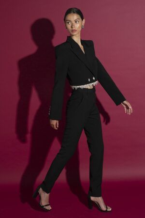 Traje Negro Crop con Brillantes